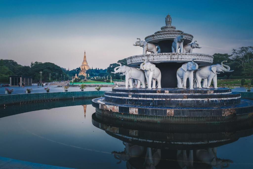 Jasmine Palace Yangon Exterior photo