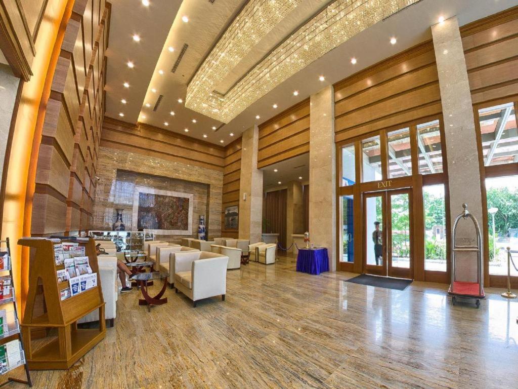 Jasmine Palace Yangon Exterior photo