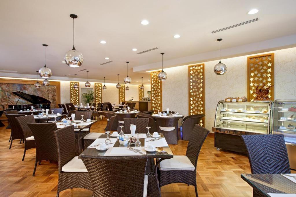 Jasmine Palace Yangon Exterior photo